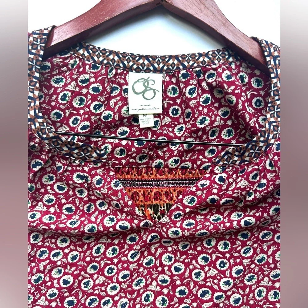 Anthropologie Patchwork Tank Top
Blouse Floral Mixed Print - Picture 5 of 8